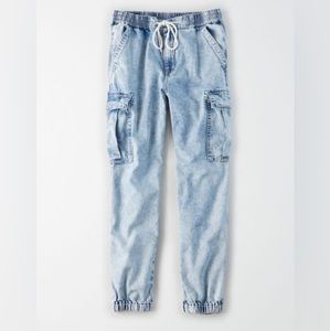 Size 8, American Eagle drawstring jogger